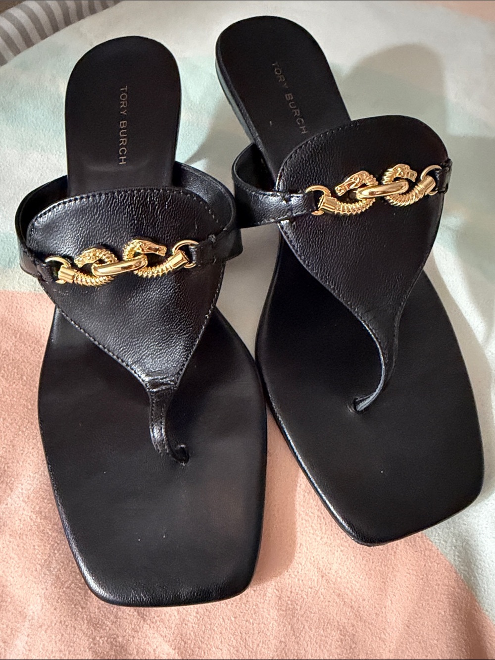 Tory Burch Black Leather Thong Sandals with Gold Hardware - Picture 3 of 4